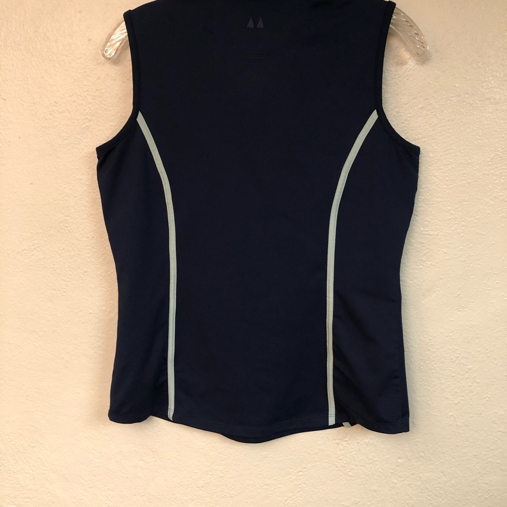Performance wear - Picture 2 of 3